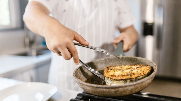Poisson pané surgelé à l’airfryer Ninja : temps de cuisson et astuces