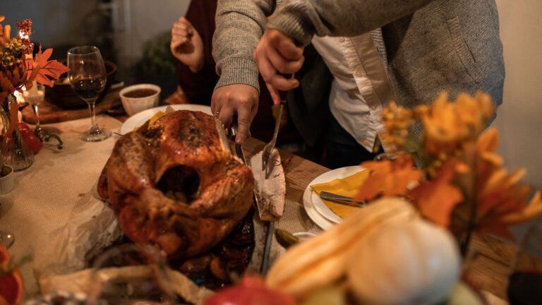 Temps de cuisson d&rsquo;une cuisse de dinde de 1 kg au four