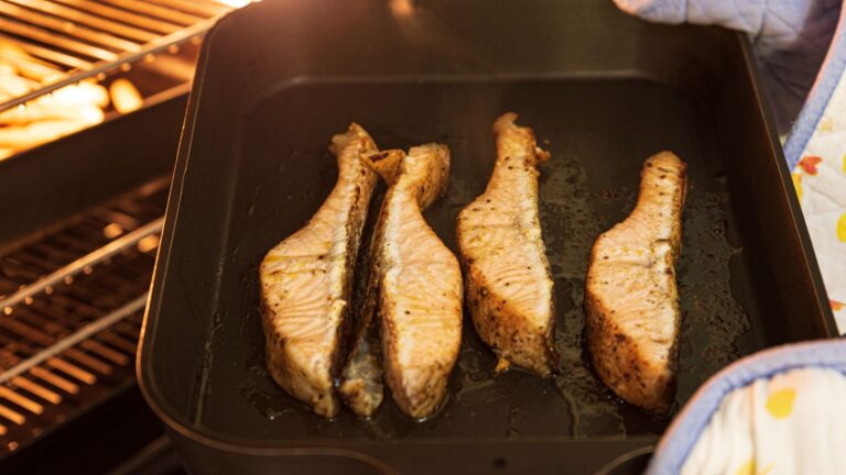 Recette de saumon et saint-jacques au four : astuces pour un plat savoureux